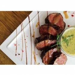 PAVE DE ZEBU SAUCE BEARNAISE