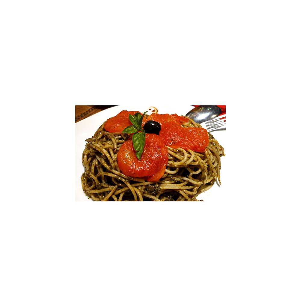 SPAGHETTI SAUCE PESTO ET TOMATES ROTIES