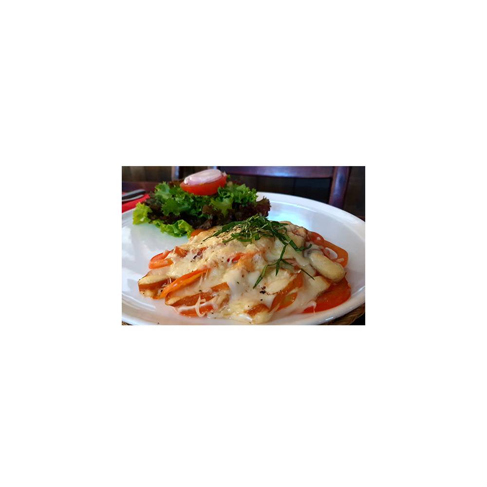 SALADE DE MOZZA FUMEE ET TOMATES