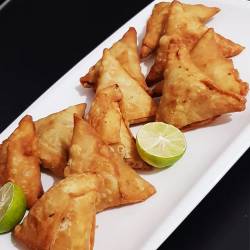 ASSIETTE SAMOSA (10 PCS )