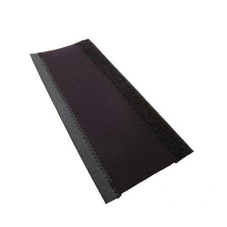 PROTEGE CHAINE MOUSSE VELCRO NOIR