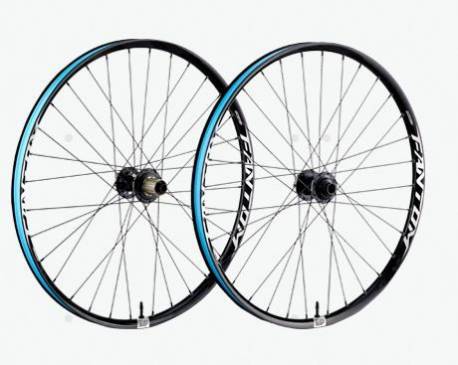 PAIRE DE ROUES FUNN AM 26\"